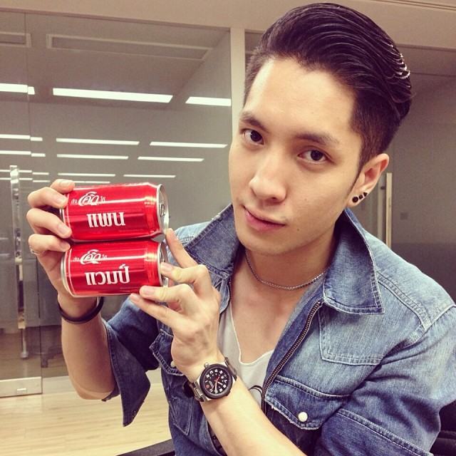 แพน วงแวมป์ ถ้าจะขาวขนาดนี้นะ ...น่ากินไหม๊ละ