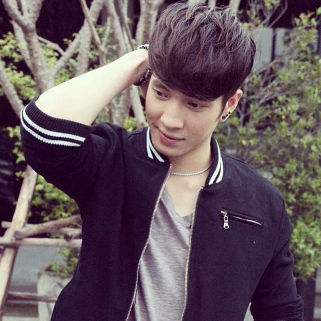 แพน วงแวมป์ ถ้าจะขาวขนาดนี้นะ ...น่ากินไหม๊ละ