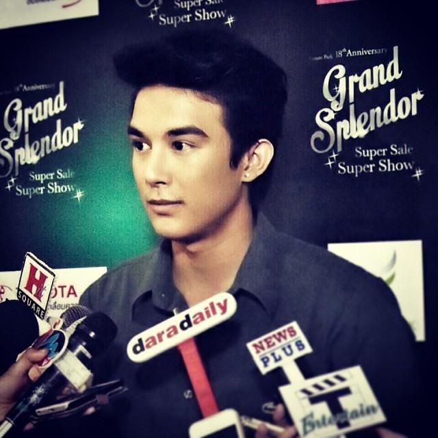 โตนนท์ วงศ์บุญ  ยิ้ม ยิ้ม จะละลายค๊ะ