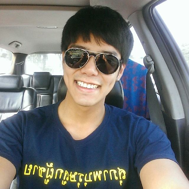 บูม ปิยพันธ์ พระเอกที่น่ากินอีกคนค๊ะ