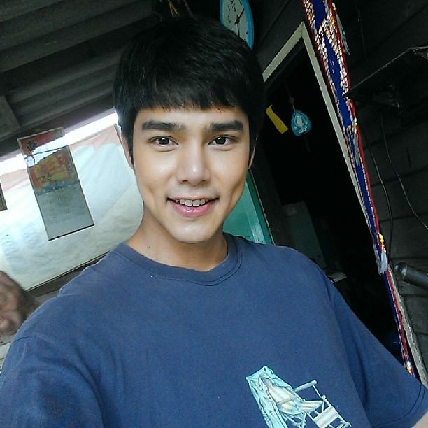 บูม ปิยพันธ์ พระเอกที่น่ากินอีกคนค๊ะ