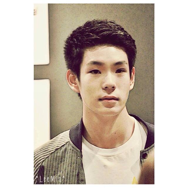 เจเจ เด็กปริ้นรอยแยลส์ จากเกรียนฟิคชั่น