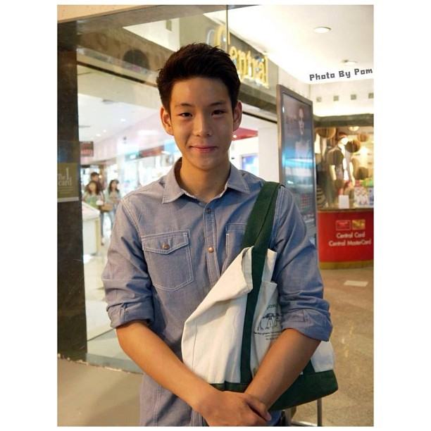 เจเจ เด็กปริ้นรอยแยลส์ จากเกรียนฟิคชั่น