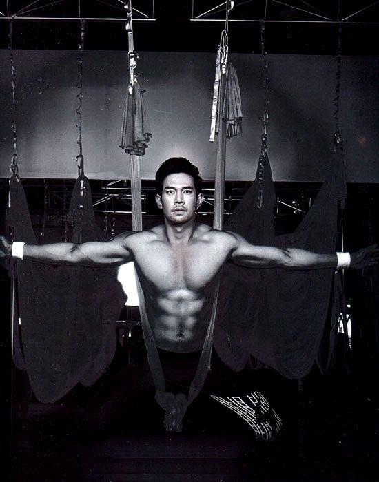 พี่ก้อง แรงเงา แน่นขื้นมากนะเค๊อะ ดูภาพจากเช็ทนี้เอาเอง ฟินนนนน