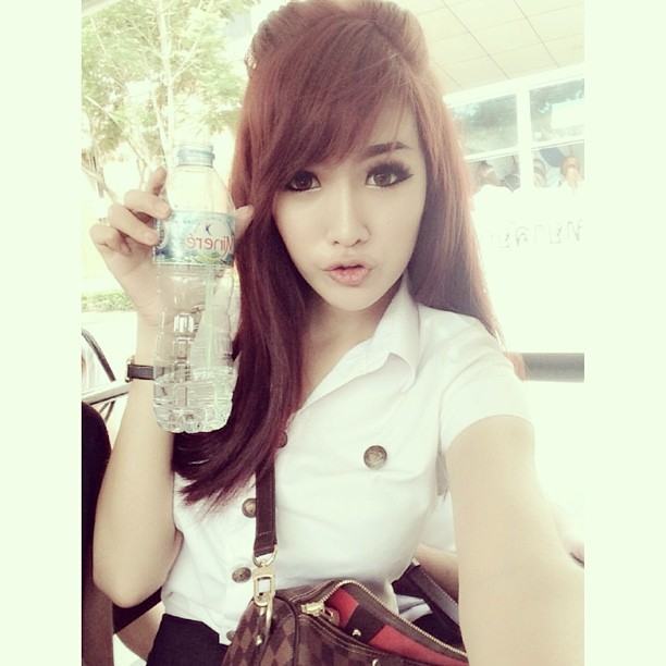 ปิ๊ง หนุ่มสวย จาก ม.กรุงเทพฯ