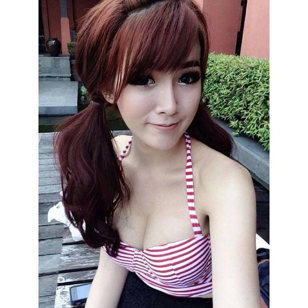 ปิ๊ง หนุ่มสวย จาก ม.กรุงเทพฯ