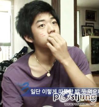 นักแบดมินตันทีมชาติเกาหลี Lee Yong Dae