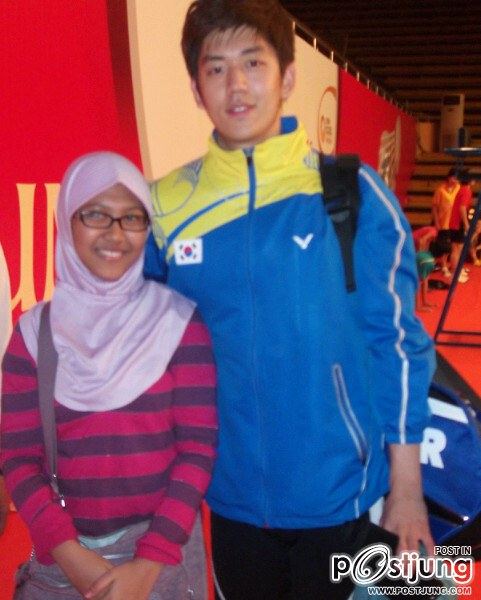 นักแบดมินตันทีมชาติเกาหลี Lee Yong Dae