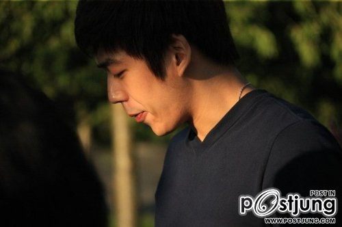 นักแบดมินตันทีมชาติเกาหลี Lee Yong Dae