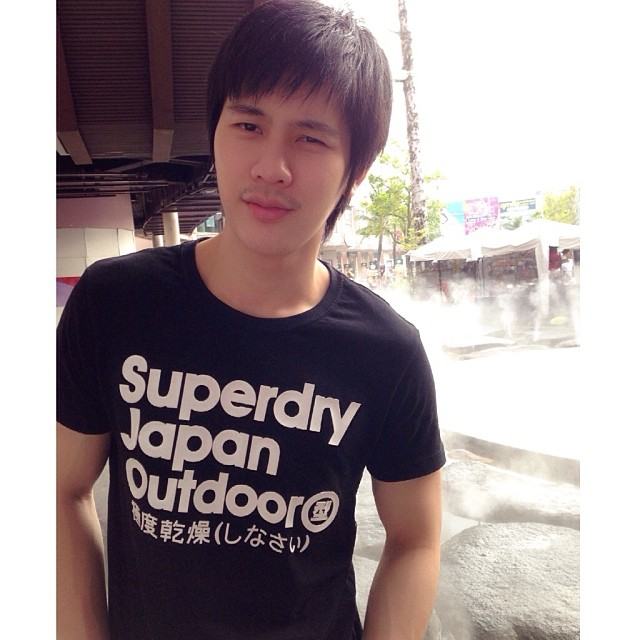กานต์ กุลานุพงศ์ (อัพเดทไอจี)