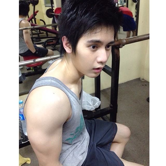 กานต์ กุลานุพงศ์ (อัพเดทไอจี)