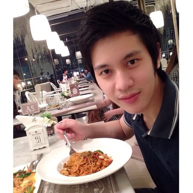 กานต์ กุลานุพงศ์ (อัพเดทไอจี)