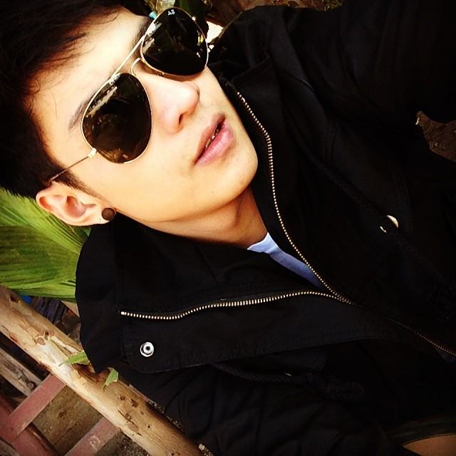โหน ธนากร หล๊อหล่อ (อัพเดทไอจี)