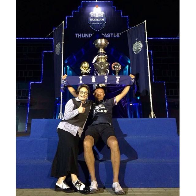 บรรยากาศงานเค้าดาวน์เฟสติวัล2014ที่นครบุรีรัมย์