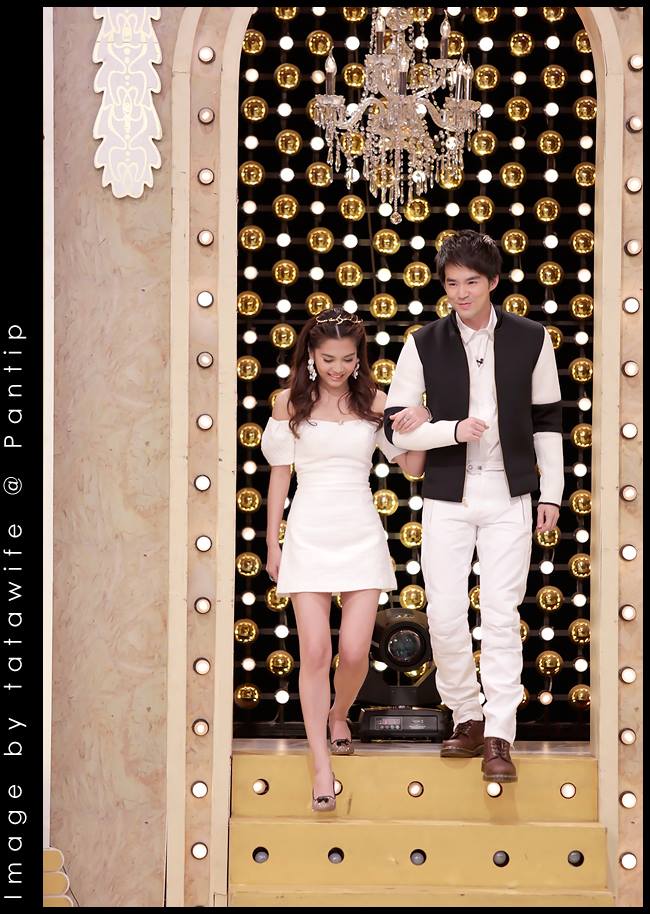 เจมส์ จิรายุ , พั้นช์ วรกาญจน์ , บีม กวี @ รายการสามแซ่บ (25-12-56)