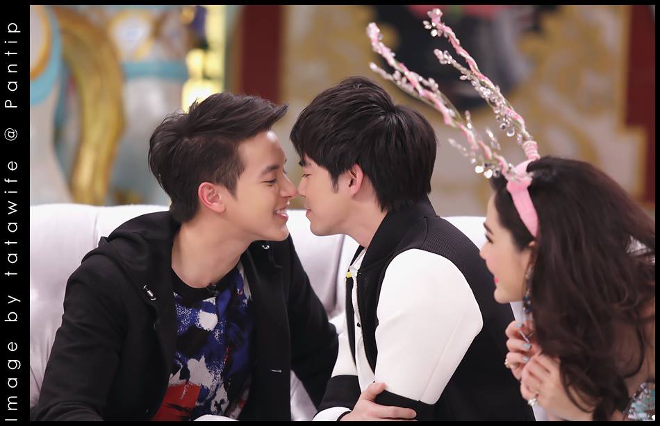 เจมส์ จิรายุ , พั้นช์ วรกาญจน์ , บีม กวี @ รายการสามแซ่บ (25-12-56)