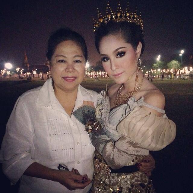 พระนางมัทรี เวอร์ชั่น ขวัญ อุษามณี ใน ละครเวที มหาชาติ มหาบุรุษ