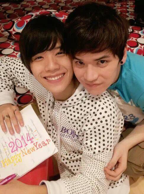 ส.ค.ส  เต๋าคชา