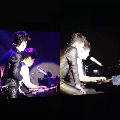 ส.ค.ส  เต๋าคชา
