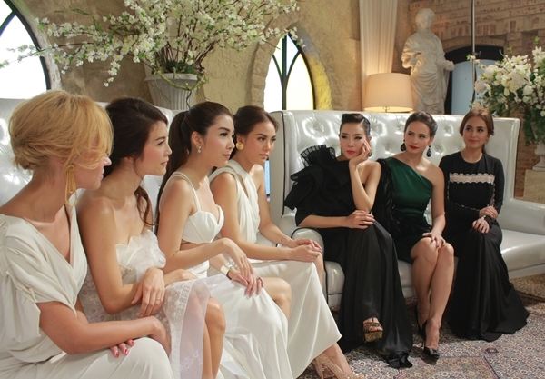 แก๊งนางฟ้า นางพญาแห่งวงการมายา(จากรายการวู้ดดี้เกิดมาคุย) จริงหรือ???