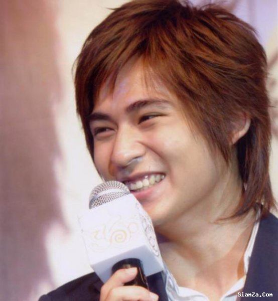 vic F4