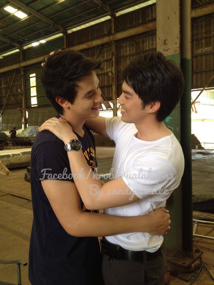กรี๊ด!!! จิ้น!!! ฟินไปเลยจ้า