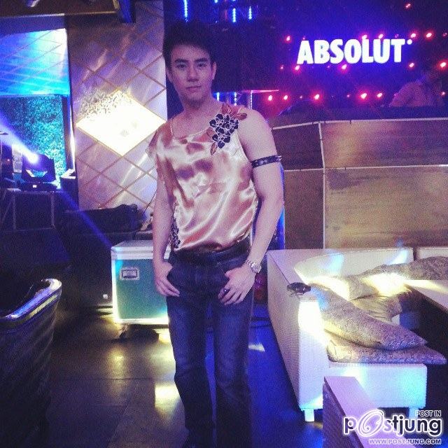 กันณพงศ์ ธีรกิจศิลป์ TAKE ME OUT ...ใช่ ใช่มะ??
