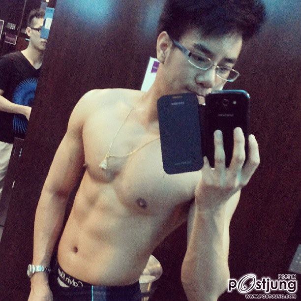 กันณพงศ์ ธีรกิจศิลป์ TAKE ME OUT ...ใช่ ใช่มะ??