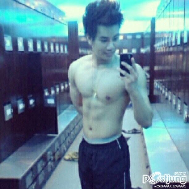 กันณพงศ์ ธีรกิจศิลป์ TAKE ME OUT ...ใช่ ใช่มะ??