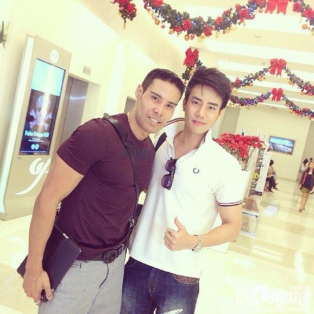 กันณพงศ์ ธีรกิจศิลป์ TAKE ME OUT ...ใช่ ใช่มะ??