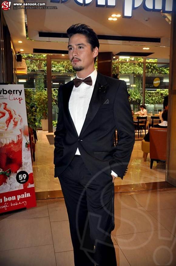 อนันดา งานเปิดตัวแคมเปญสุดฟิน Magnum FIN&WIN @SiamCenter