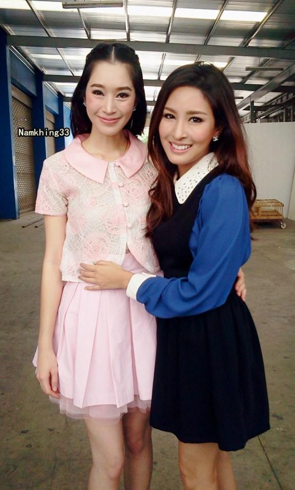 เหล่าดาราวัยรุ่นช่อง7แห่แจกปฏิทิน