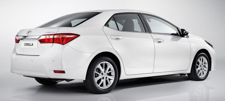 TOYOTA ALTIS 2014 & เหตุผลของการเป็นรถ TAXI