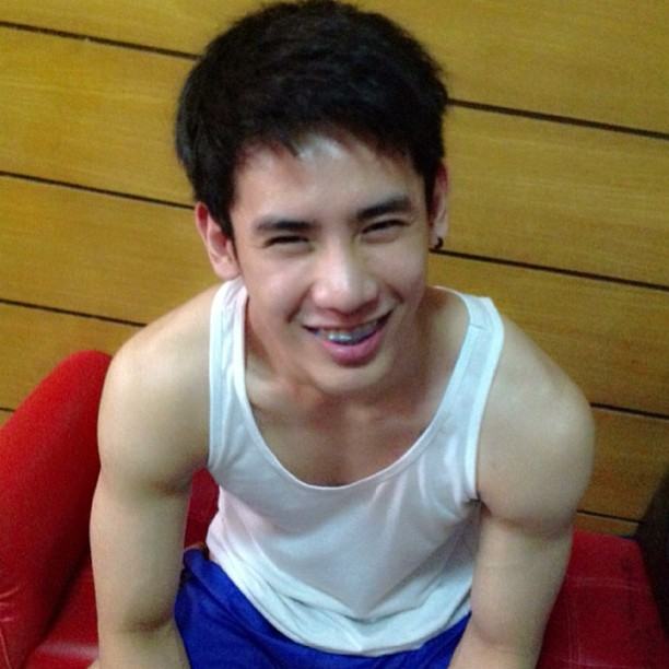สุ่มสองอัลบั้มติดเลยนะครับ @แบ่งปันรอยยิ้มByบารวี 44