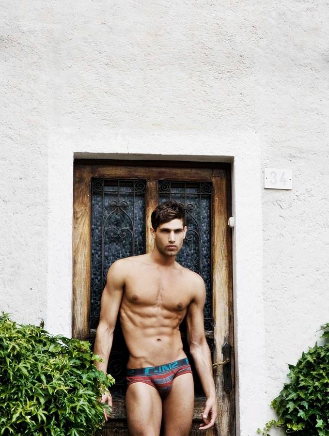 zeus men 119