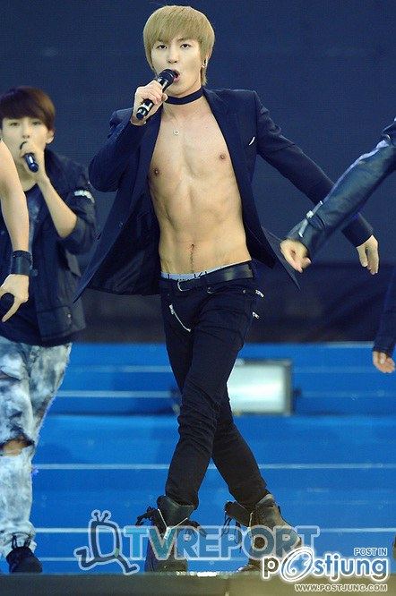 ชอบหน้าท้อง