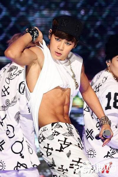 ชอบหน้าท้อง