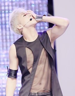 ชอบหน้าท้อง