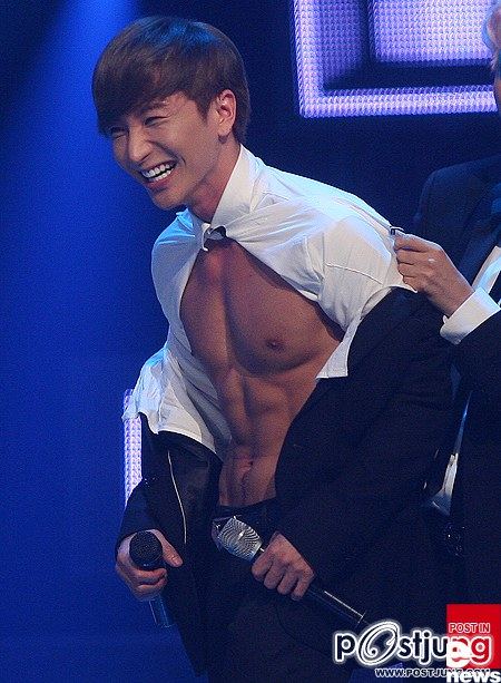 ชอบหน้าท้อง
