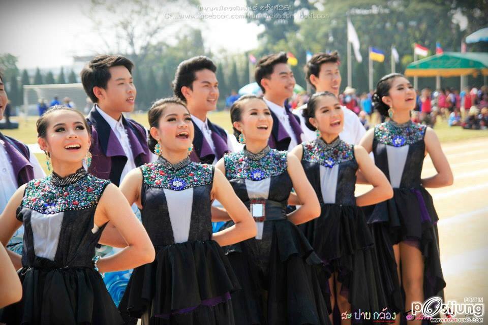 ผู้นำเชียร์โรงเรียนฝางชนูปถัมภ์