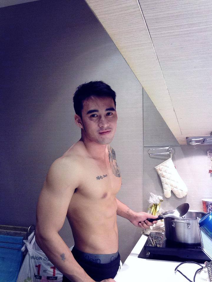 พ่อหนุ่ม หุ่นฟิน 171 !!