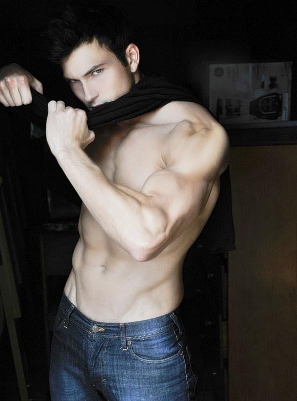 zeus men 127