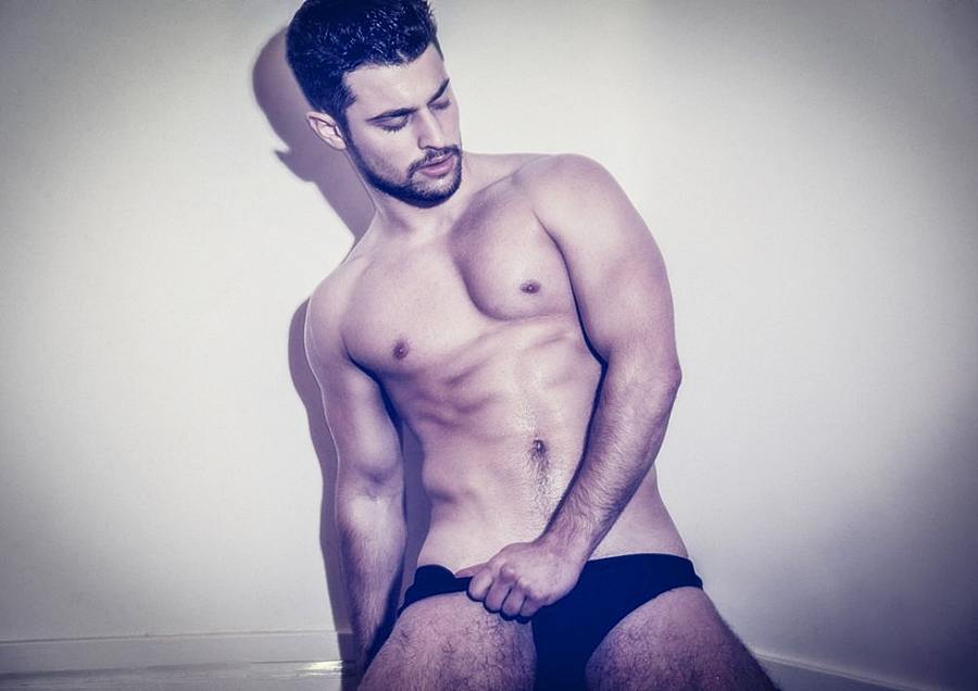 zeus men 127
