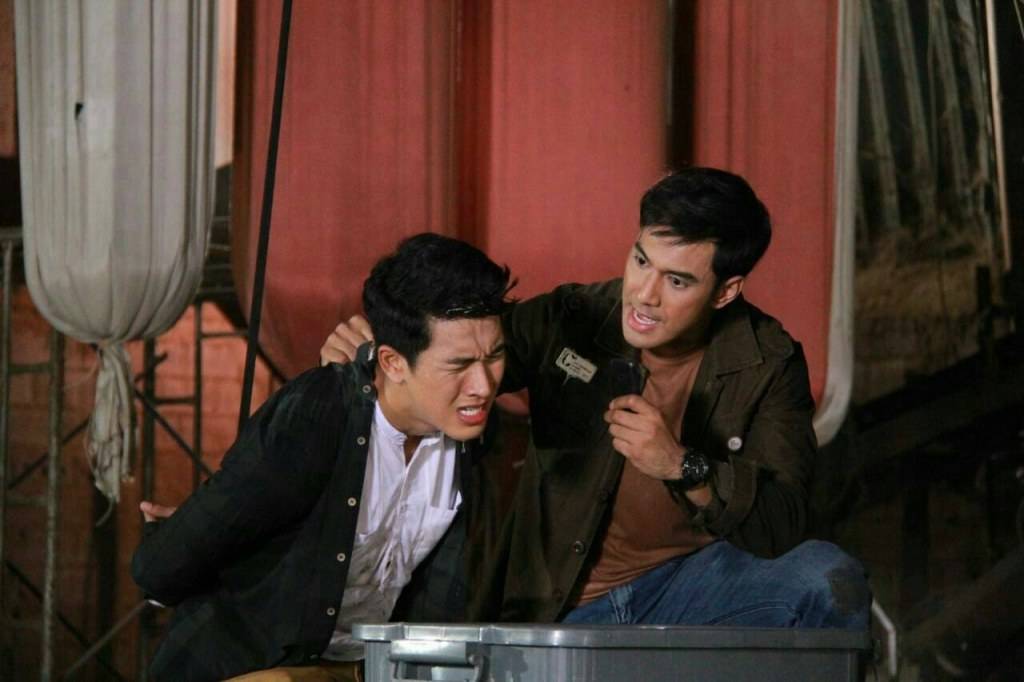 2 คนนี้ ชอบใครเป็นพิเศษ #พรมแดนหัวใจ