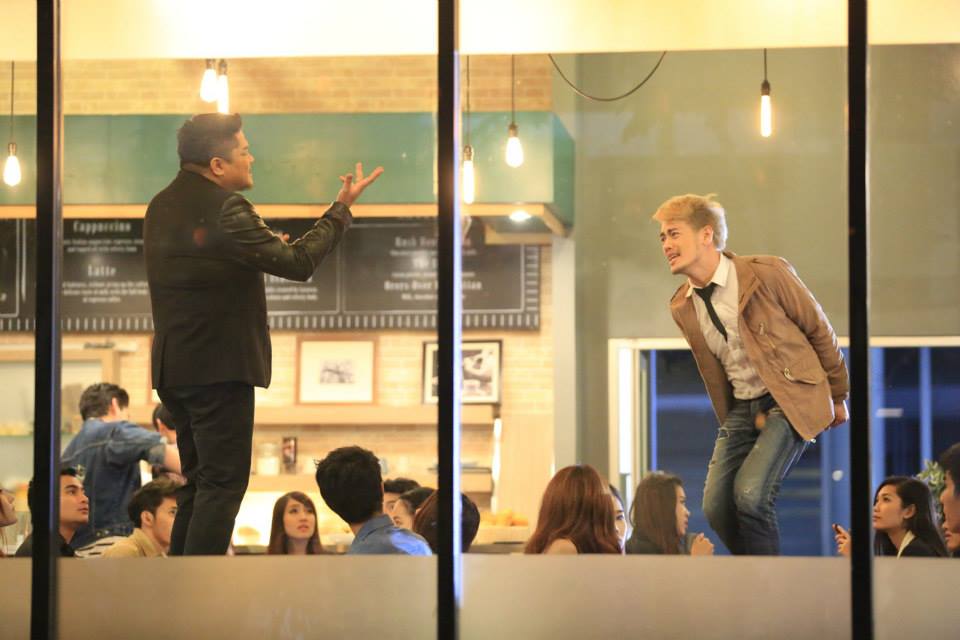 อ๊อฟ ปองศักดิ์ ชวน เบน ชลาทิศ Feat.ใน MV “เพียงข้างหลัง”