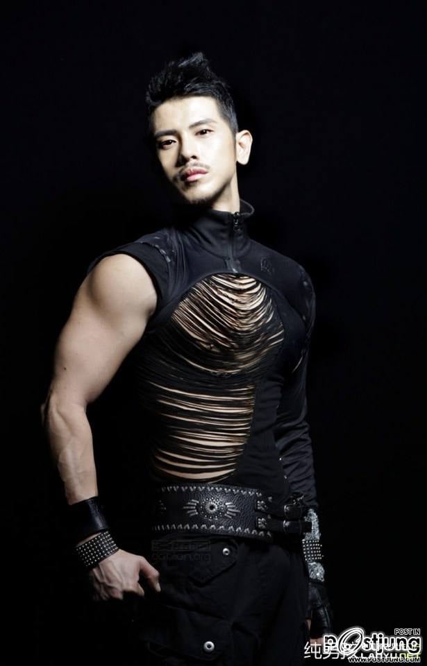 이영욱 (李永煜 Brian Lee)
