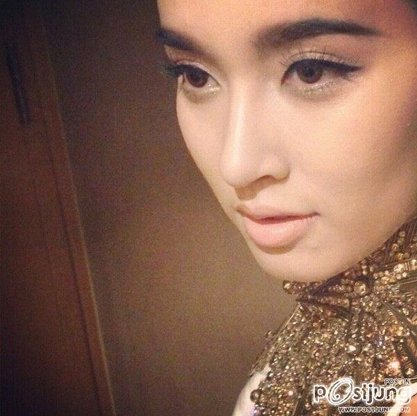 มาดู เมคอัพ สวยๆ ของเหล่าดาราซุปเปอร์สตาร์ของเมืองไทยกัน