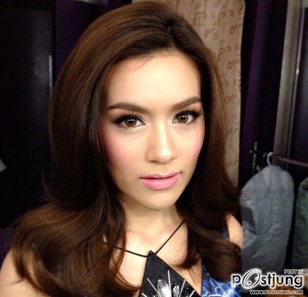 มาดู เมคอัพ สวยๆ ของเหล่าดาราซุปเปอร์สตาร์ของเมืองไทยกัน