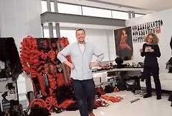 alexander mcqueen ดีไซเนอร์ในดวงใจ 1