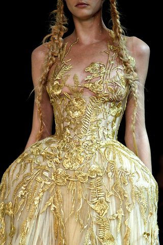 alexander mcqueen ดีไซเนอร์ในดวงใจ 2